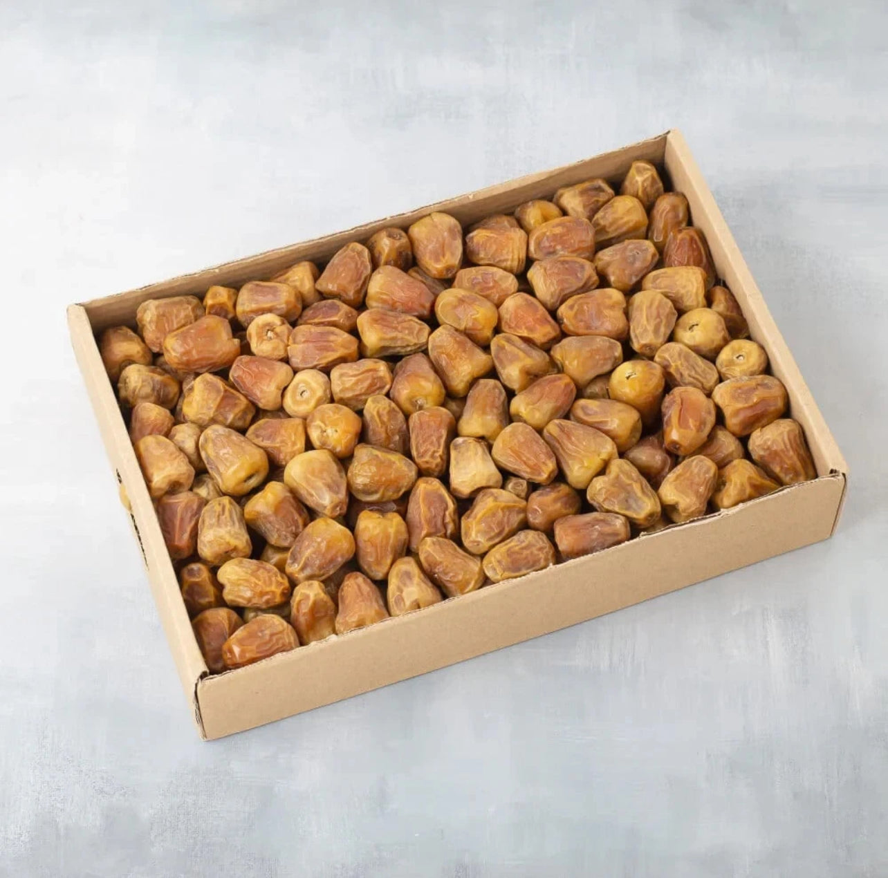 SHIPS FROM KUWAIT 2.95 KG 6.5 Sukkari dates premium تمر سكري ملكي مفتل